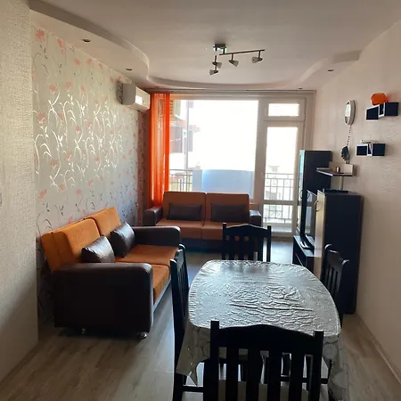 Raija Apartments - Sea View Apartment Pomorie