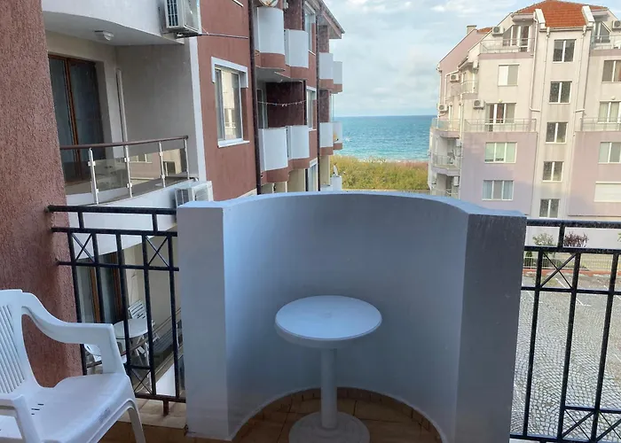 Apartment Raija - Sea View *